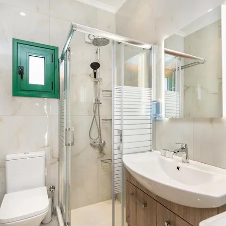 Lori فيسكاردو