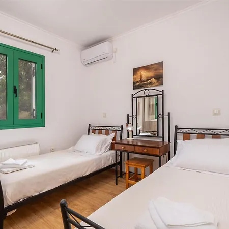 Lori بيت خشبي *